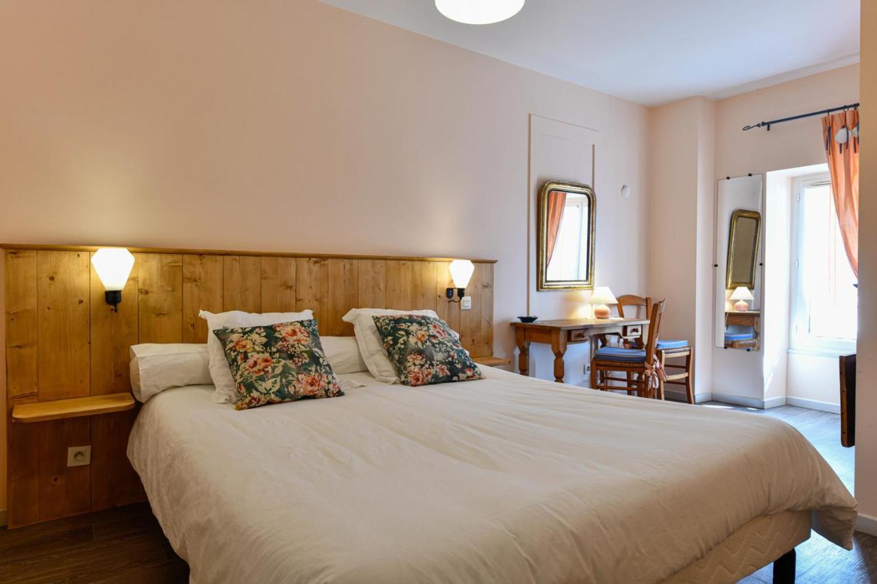Bed and Breakfast La Grange de Georges à Lay-Lamidou Extérieur photo